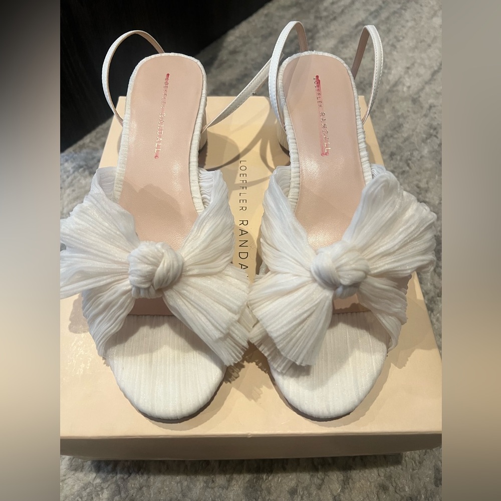 Loeffler Randall Dahlia Knotted Sandals / Size 9.5 / Color Pearl